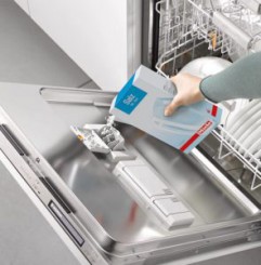 Những phụ gia phải có khi dùng máy rửa bát