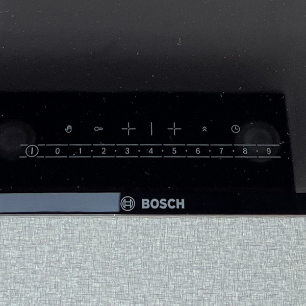 Bảng điều khiển Bếp từ Bosch PPI82560MS Serie 8