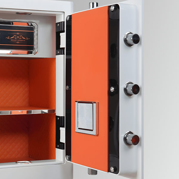 Chốt cửa Liberty LB68S Special Edition - Trắng