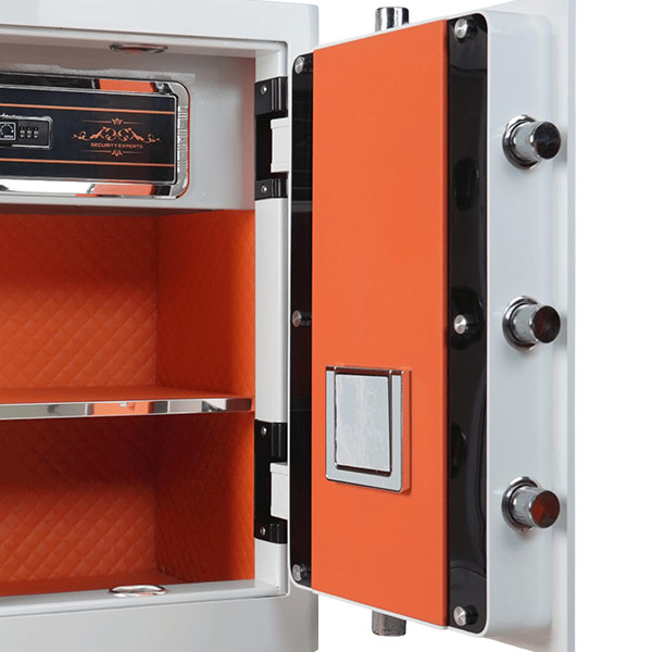 Chốt cửa Liberty LB79S Special Edition - Trắng