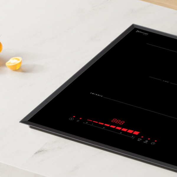 góc bên trái Kocher EI-330E