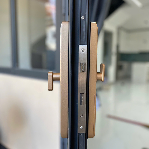 hình thực tế Kassler KL-599TN Champage Gold