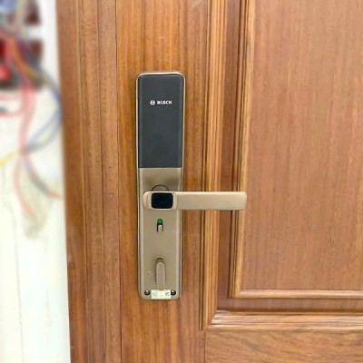 hình thực tế BOSCH ID30 DE VÀNG - 5