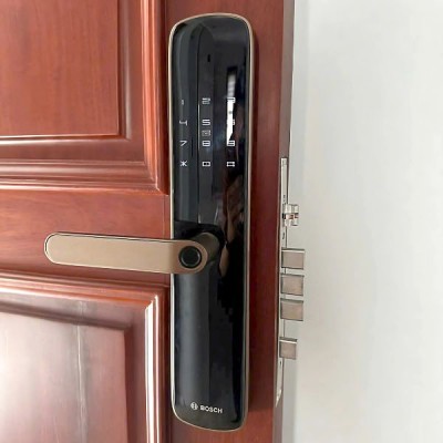 hình thực tế BOSCH ID60 DE VÀNG - 2