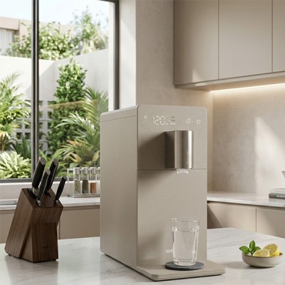 phối cảnh Máy lọc nước nóng lạnh Wells Slim One Bạc