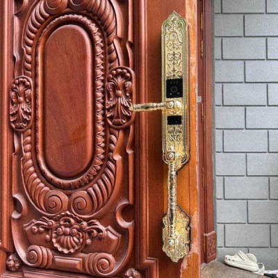 Hình thực tế Khóa cửa đại sảnh biệt thự Demax SL986 Gold face 2