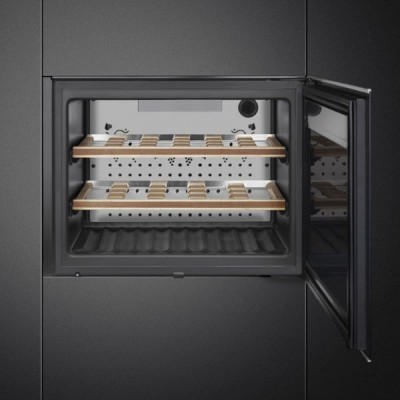 Tủ rượu Smeg CVI621RWNR3 535.14.571