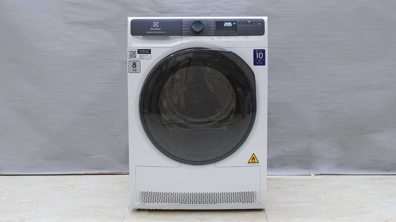 máy sấy quần áo