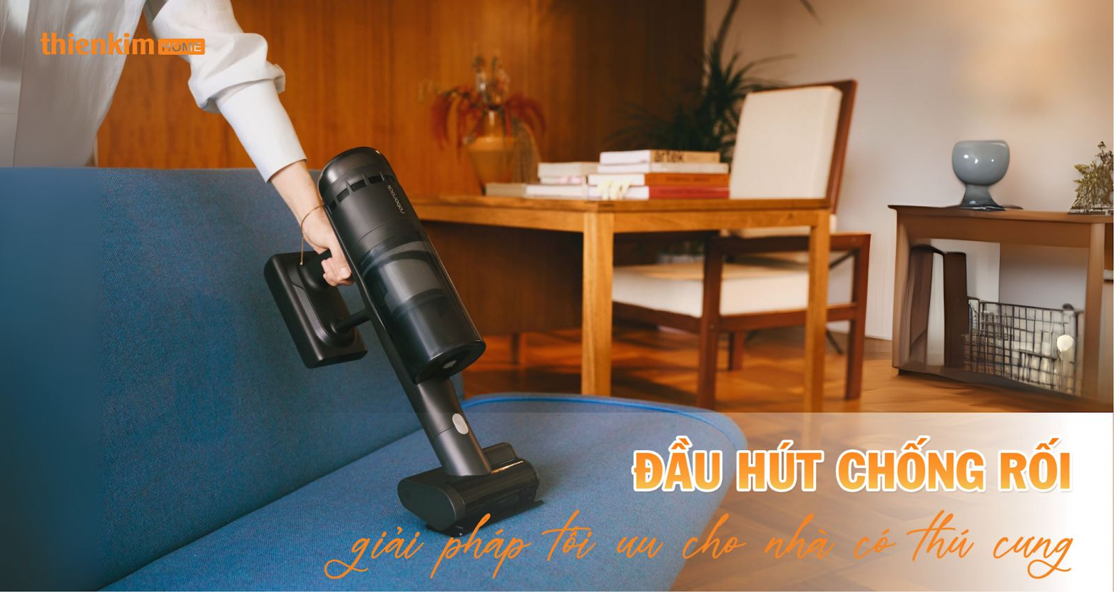 Lưỡi lược JawScraper Hybrid chống rối giúp Roborock H60 Ultra làm sạch hiệu quả hơn.