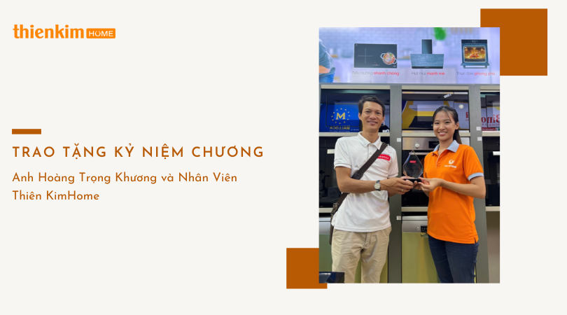 anh Hoàng Trọng Khương thân tặng kỷ niệm chương cho Thiên Kim Home