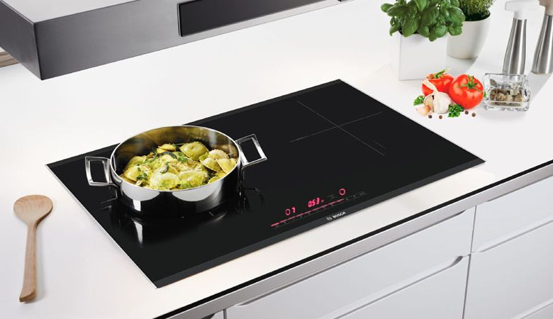 Sự an toàn khi sử dụng bếp điện từ Malloca - Cảm biến kích thước và chất liệu nồi