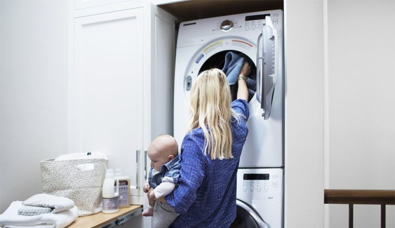 Hướng dẫn cách sử dụng máy sấy Malloca tiện lợi, hiệu quả - Bật máy sấy và chờ đến khi quá trình sấy hoàn tất