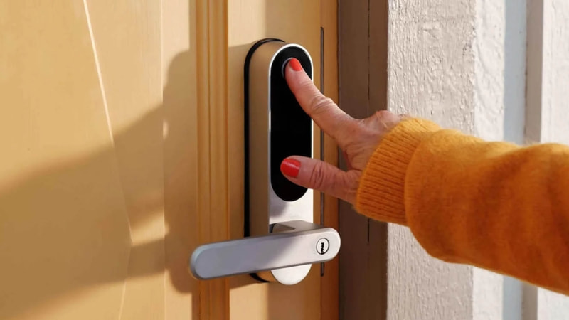 Mua khóa cửa điện tử của thương hiệu nổi tiếng