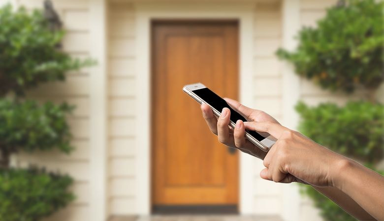 Quản lý khóa từ xa qua ứng dụng