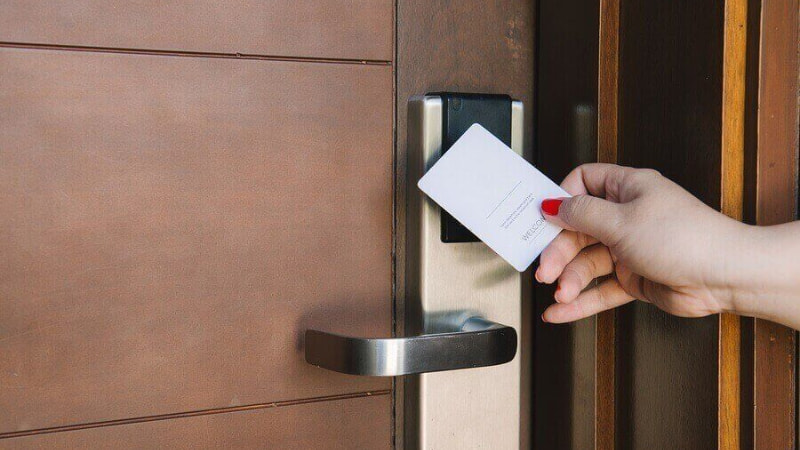 Tìm hiểu đôi nét về khóa cửa từ khách sạn