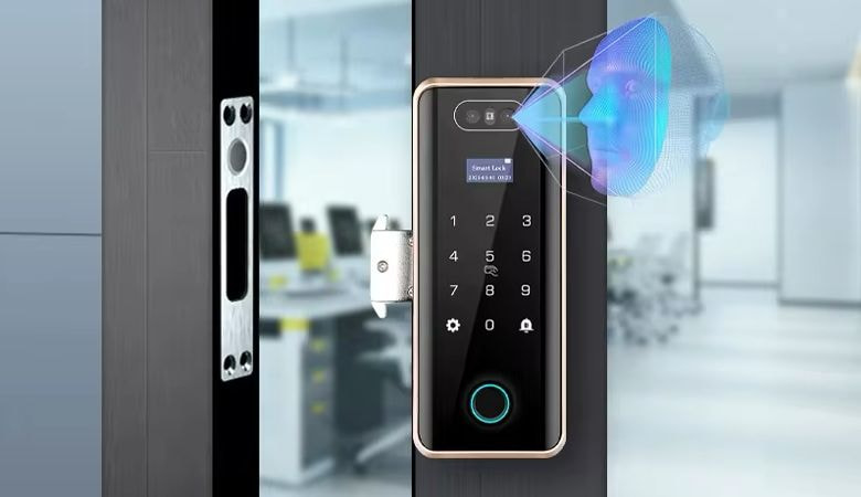 Khóa cửa kính nhận diện gương mặt mang đến nhiều lợi ích tối ưu