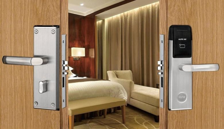 Các câu hỏi thường gặp khi sử dụng khóa thẻ từ khách sạn