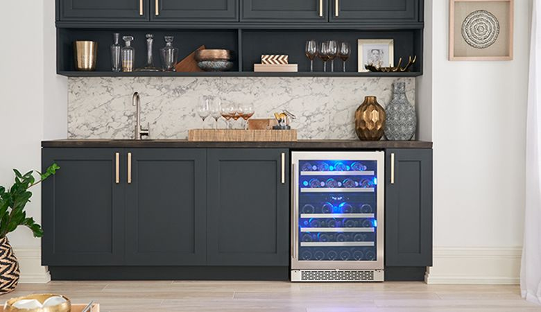 Tủ rượu Malloca - Điểm nhấn hoàn hảo cho mọi không gian - Tủ rượu Malloca trong phòng ăn - Ấn tượng và ấm cúng