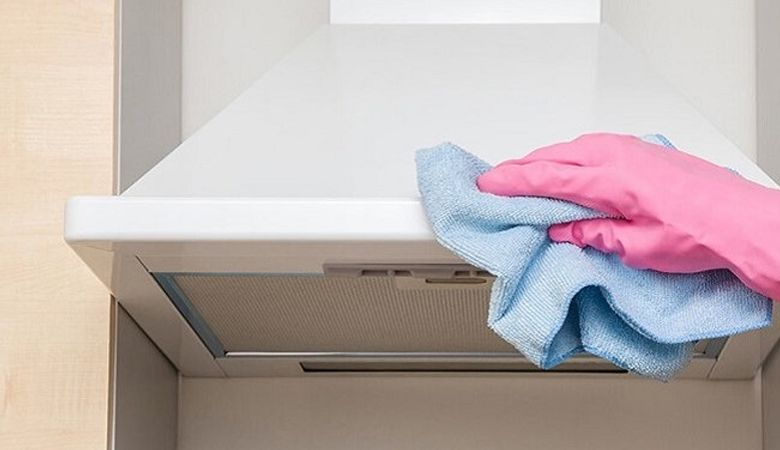 Mẹo và lưu ý khi sử dụng máy hút mùi Malloca - Bảo trì và làm sạch định kỳ