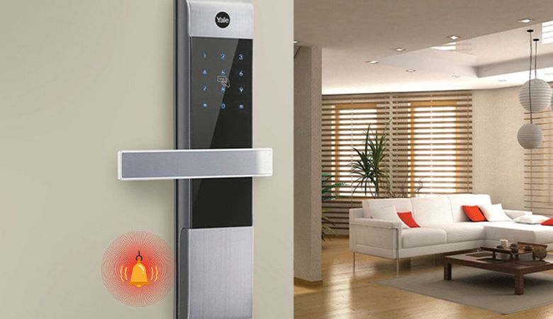 Lưu ý về các vấn đề thường gặp và giải pháp khắc phục - Khóa phát ra tiếng kêu lạ