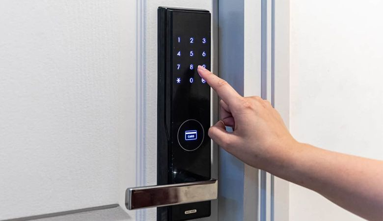 Một số cách tích hợp khóa vân tay vào hệ sinh thái nhà thông minh - Kết nối qua ứng dụng di động