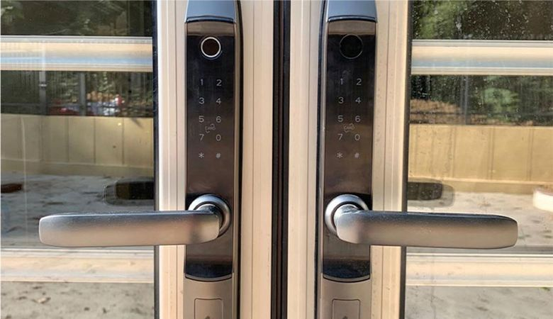 Các loại khóa cửa nhôm xingfa điện tử - Khóa thẻ từ