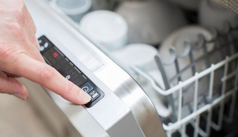 Lưu ý khi sử dụng máy sấy chén Malloca - Chọn đúng chế độ