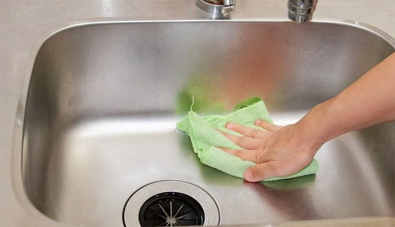 Hướng dẫn sử dụng chậu rửa chén Malloca hiệu quả, dễ hiểu - Dọn dẹp và vệ sinh chậu rửa chén Malloca