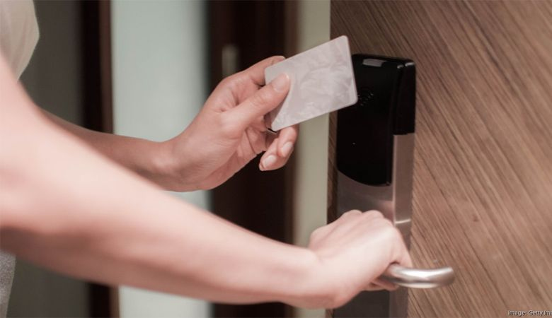 Lợi Ích Của Việc Sử Dụng Khóa Thẻ Từ Cho Khách Sạn