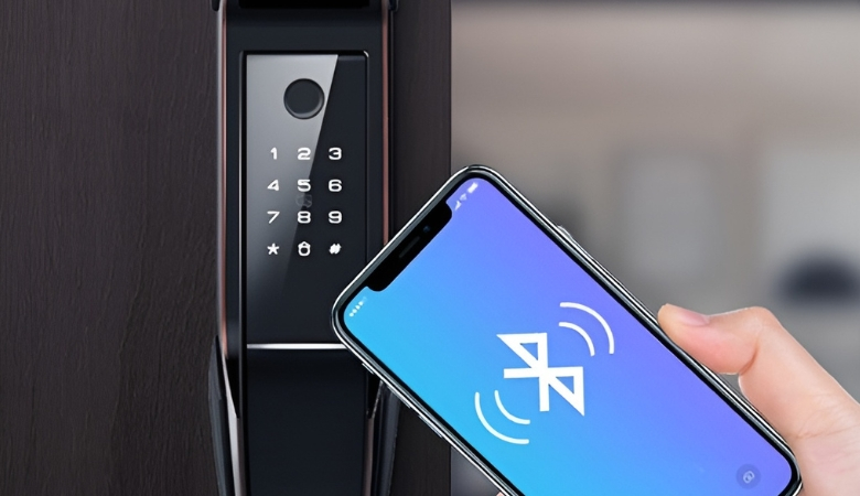 Cách khắc phục lỗi khóa từ cơ bản, hiệu quả - Cập nhật phần mềm (nếu có)