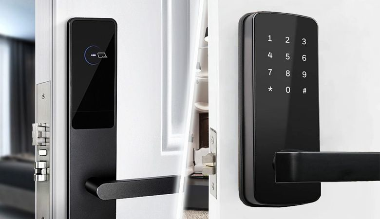 So Sánh Khóa Thẻ Từ Và Khóa Mã Số