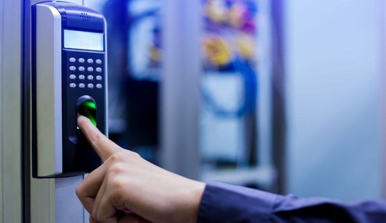 Tiêu chí lựa chọn hệ thống kiểm soát truy cập của khóa vân tay cho công ty