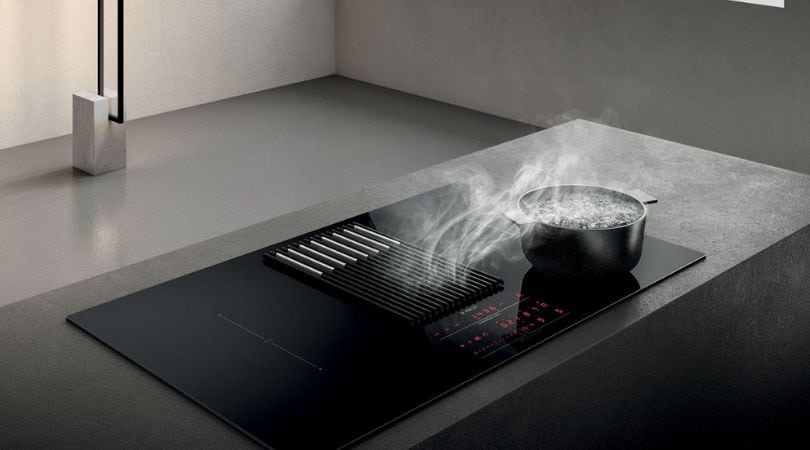 Bếp điện từ và máy hút mùi