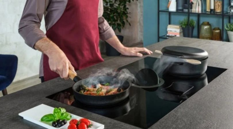 Tìm hiểu nguyên nhân bếp điện kêu tít tít và cách khắc phục