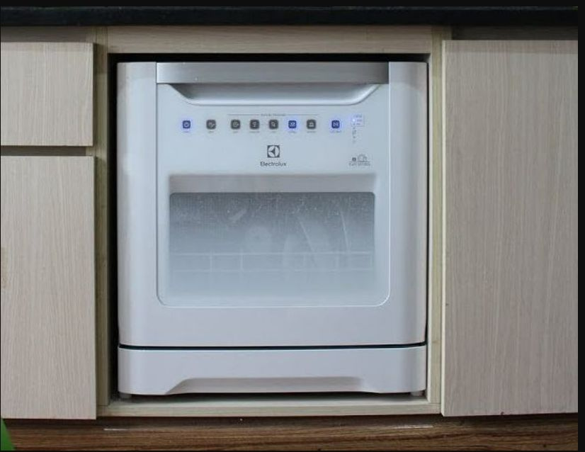 TOP 4 các loại máy rửa bát Electrolux ESF6010BW